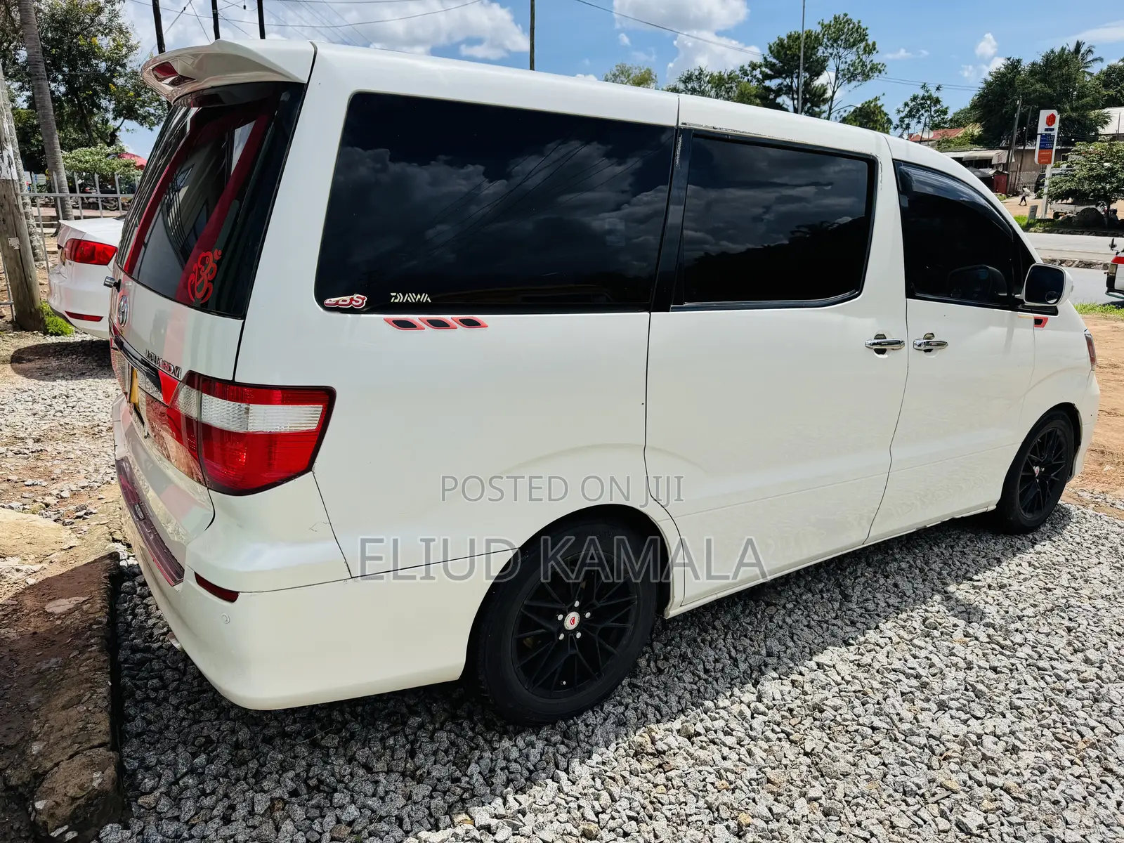 Toyota Alphard 2005 White