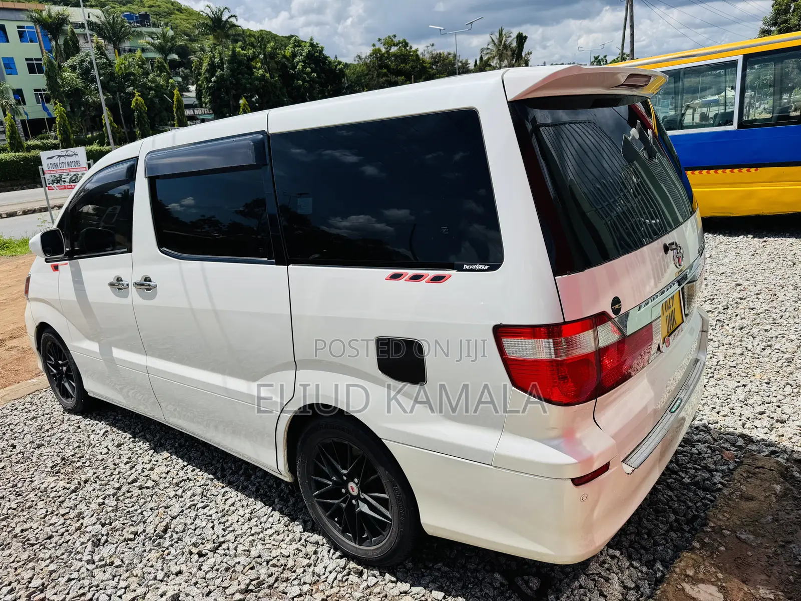 Toyota Alphard 2005 White