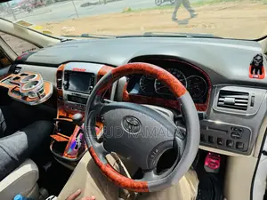 Toyota Alphard 2005 White