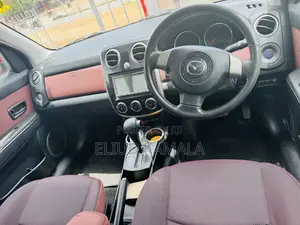 Mazda Verisa 2008 Maroon