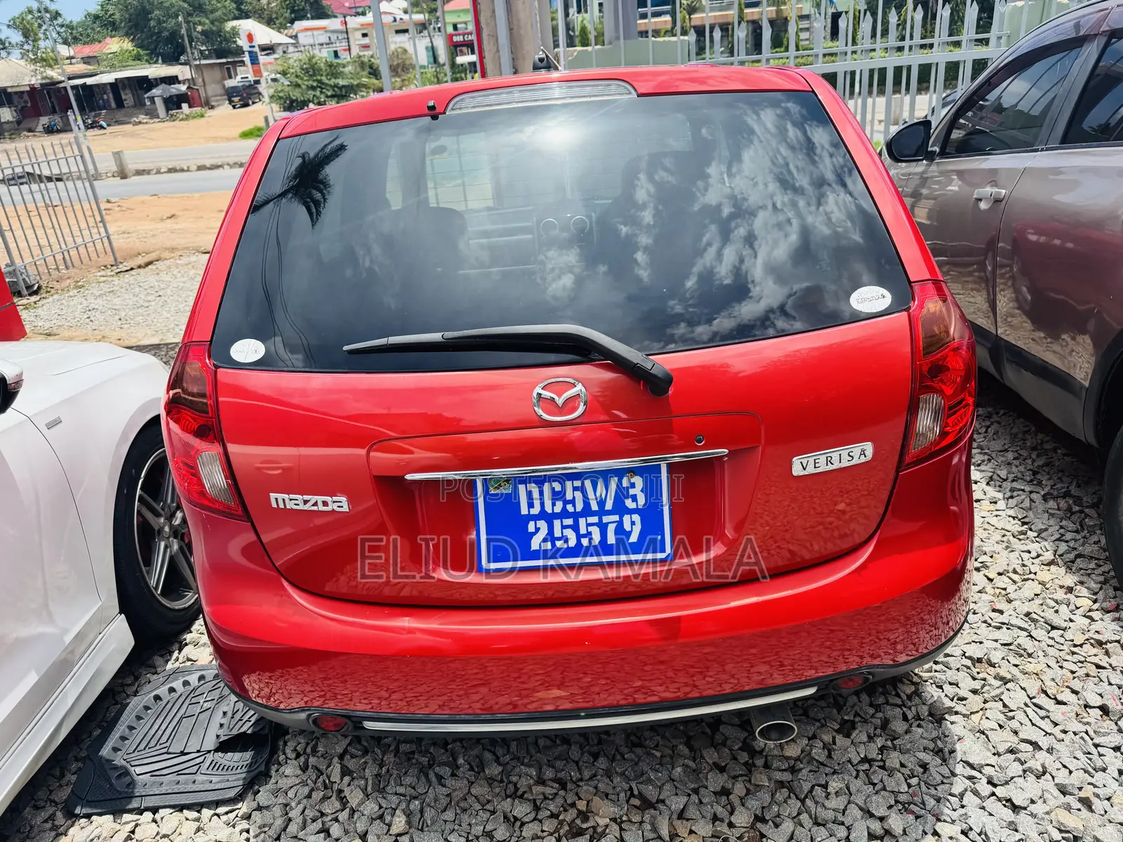 Mazda Verisa 2008 Maroon