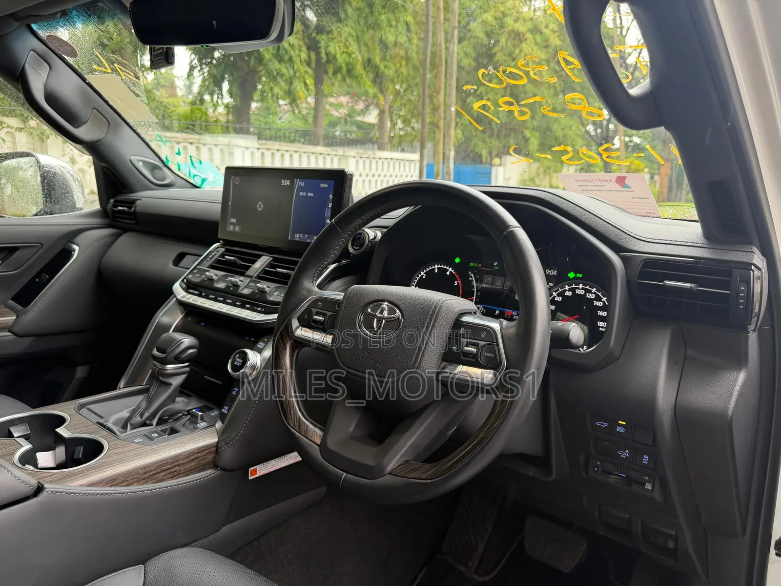 Toyota Land Cruiser 2024 White