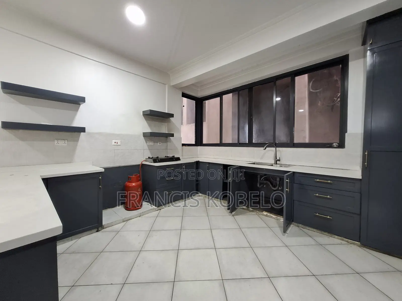 Furnished 3bdrm Apartment in Mikocheni for sale