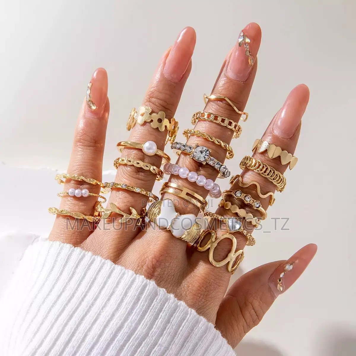 Any Ring ( Set of Gold)