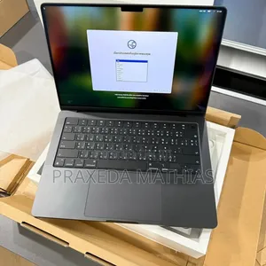 Laptop Apple Macbook Pro 2025 M5 14-inch 16GB Apple M5 SSD 512GB