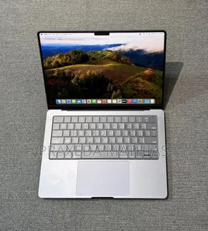 Laptop Apple Macbook Pro 2025 M5 14-inch 16GB Apple M5 SSD 512GB