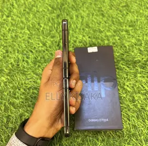 New Samsung Galaxy Z Flip4 256 GB Black