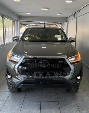 Toyota Hilux Revo Double Cab Deisel 2.4 AWD 2021 Gray