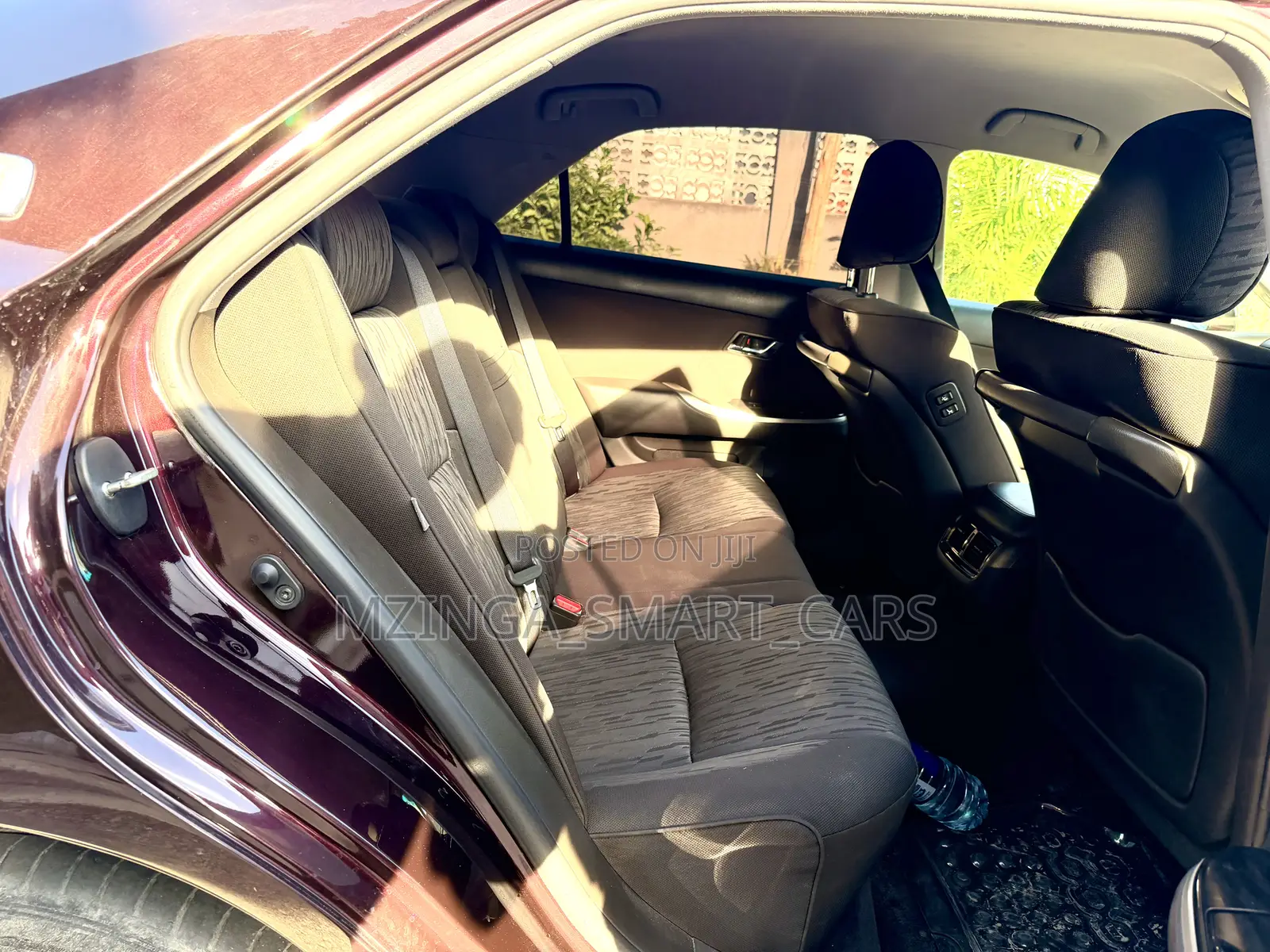 Toyota Crown 2011 Maroon