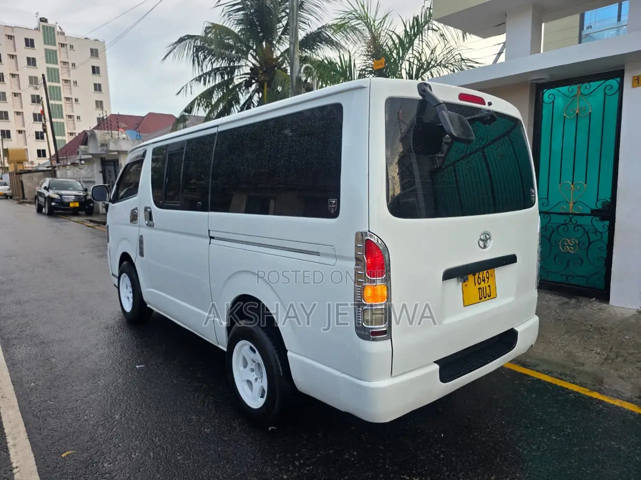 Toyota Quantum 2006 White