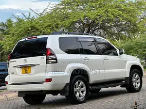 Toyota Land Cruiser Prado 2006 White