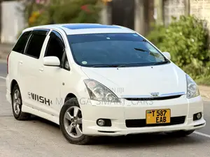 Toyota Wish 2005