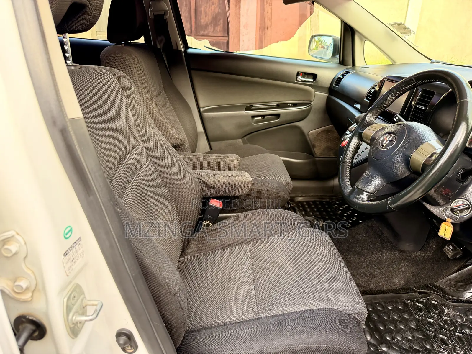 Toyota Wish 2005