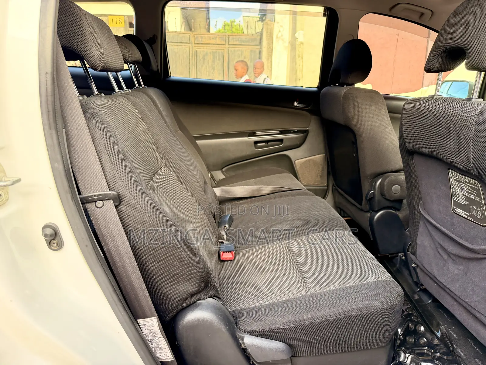 Toyota Wish 2005