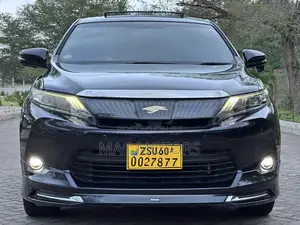 Toyota Harrier 2.0 2015 Black