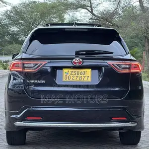 Toyota Harrier 2.0 2015 Black