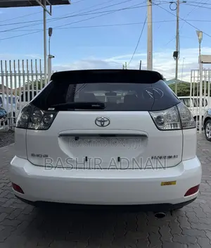 Toyota Harrier 2.4 2007 Off white