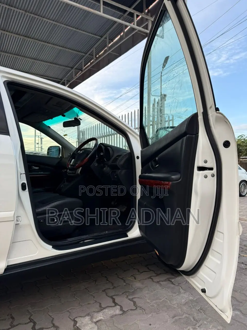 Toyota Harrier 2.4 2007 Off white