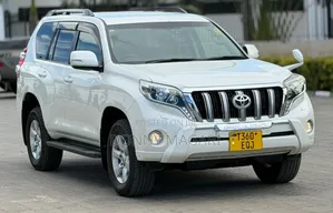 Toyota Land Cruiser Prado 2016 White