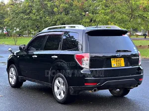 Subaru Forester 2.0D X 2010 Black
