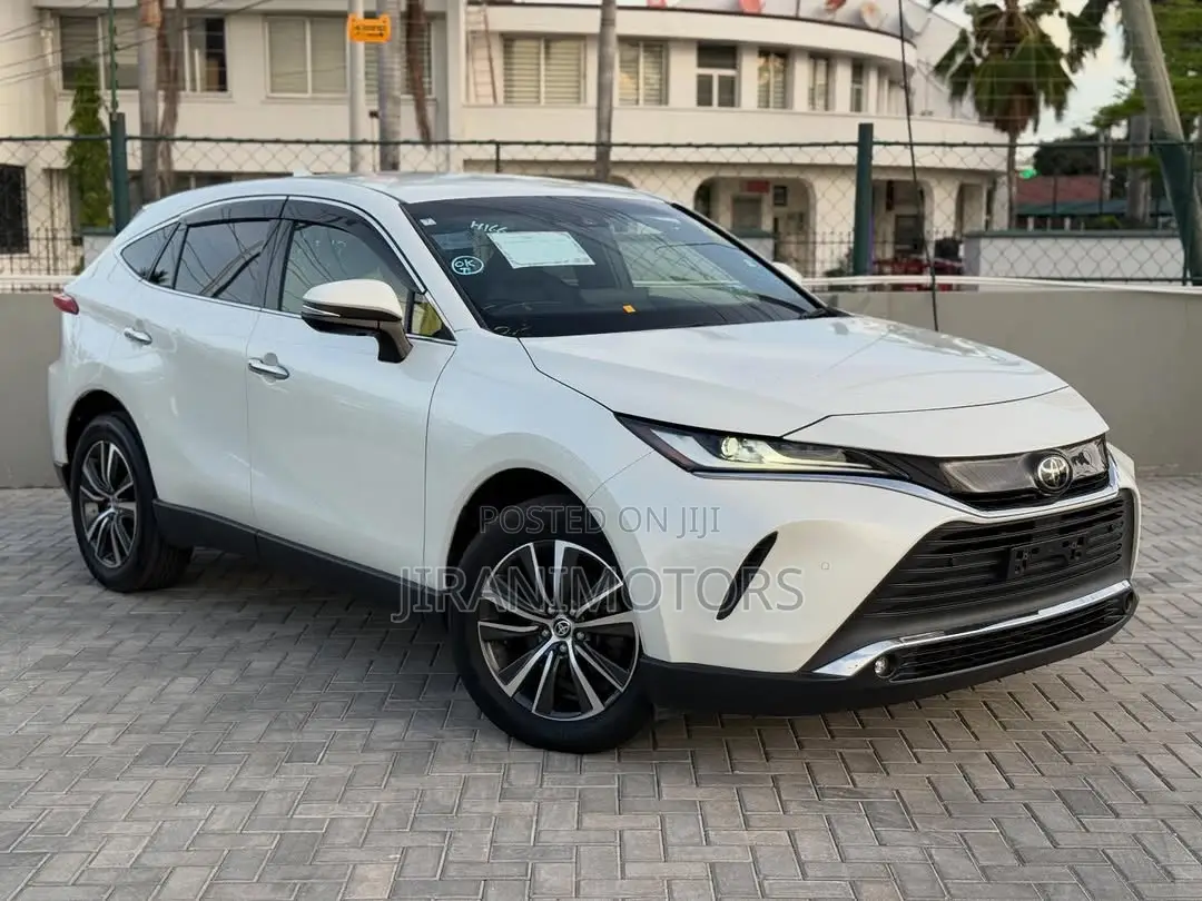 Toyota Harrier 2.0 2020 White