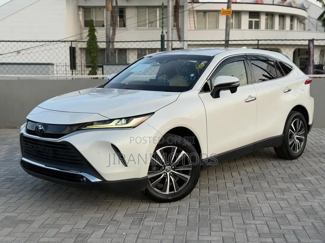 Toyota Harrier 2.0 2020 White