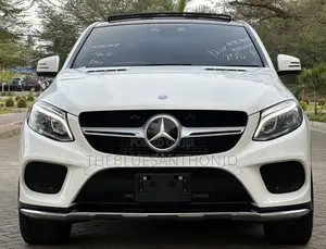 Mercedes-Benz GLE-Class 2017 White