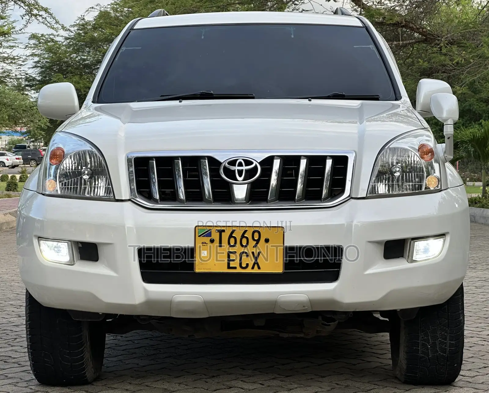Toyota Land Cruiser Prado 2006 White