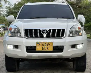 Toyota Land Cruiser Prado 2006 White