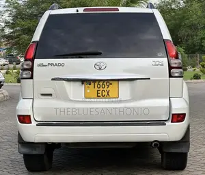Toyota Land Cruiser Prado 2006 White