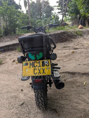 Bajaj Boxer 125 2024 Black