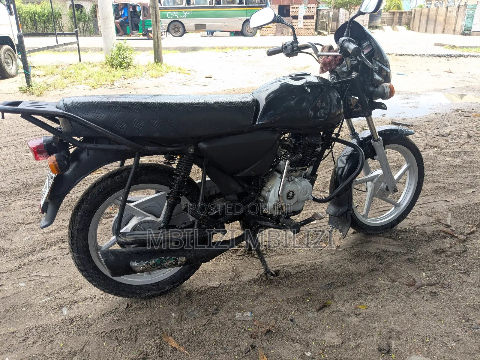Bajaj Boxer 125 2025 Black