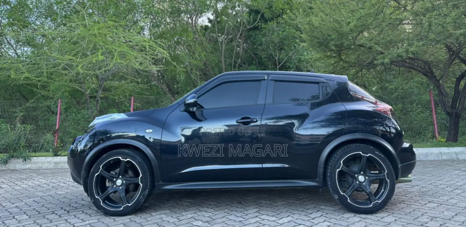 Nissan Juke 2012 Black