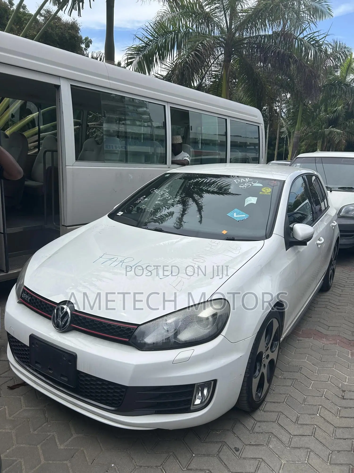 Volkswagen Golf 2.0 TDI 5 Door 2011 White