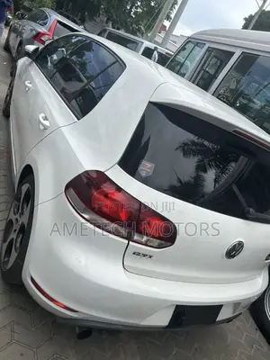 Volkswagen Golf 2.0 TDI 5 Door 2011 White