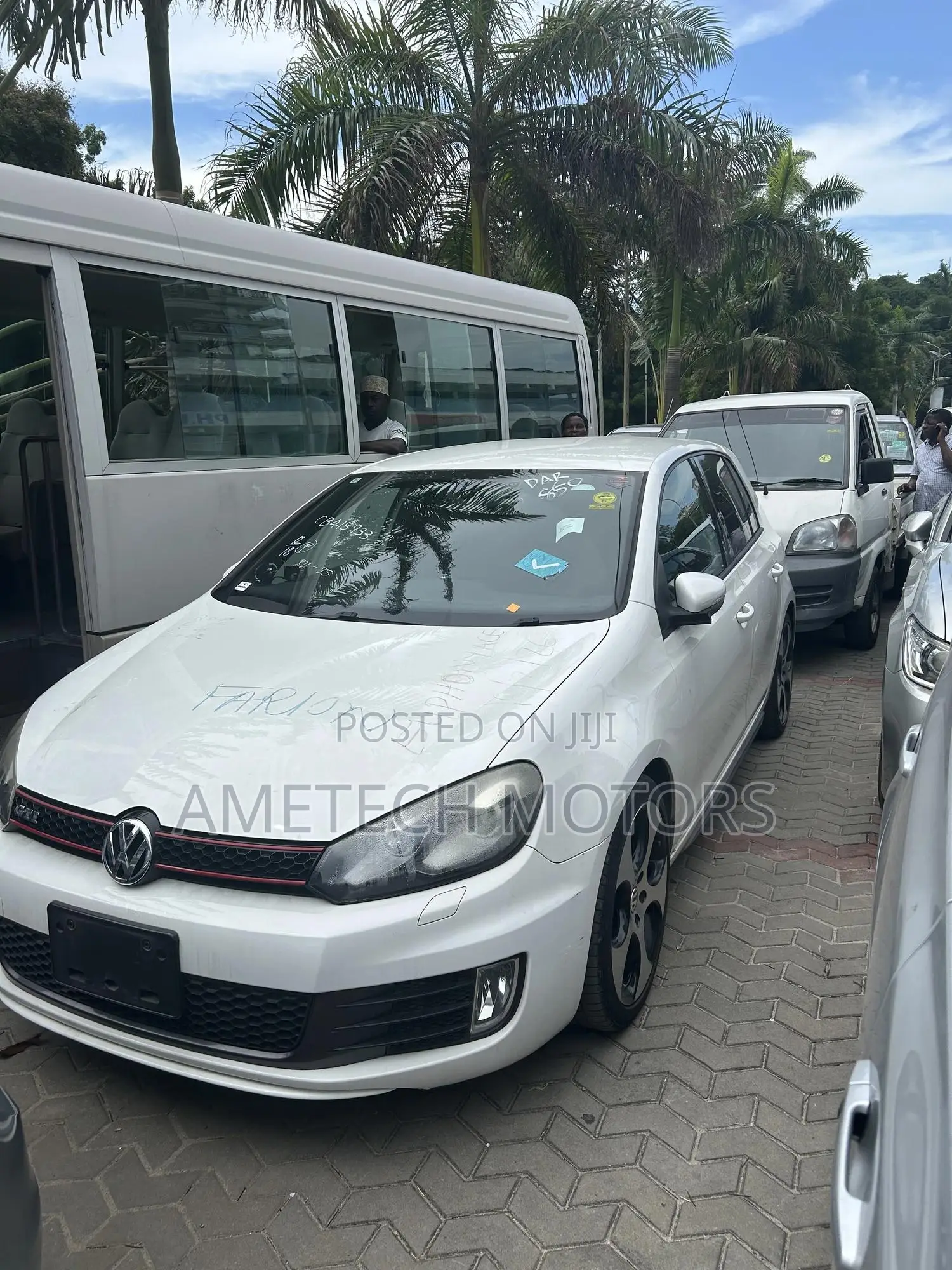 Volkswagen Golf 2.0 TDI 5 Door 2011 White