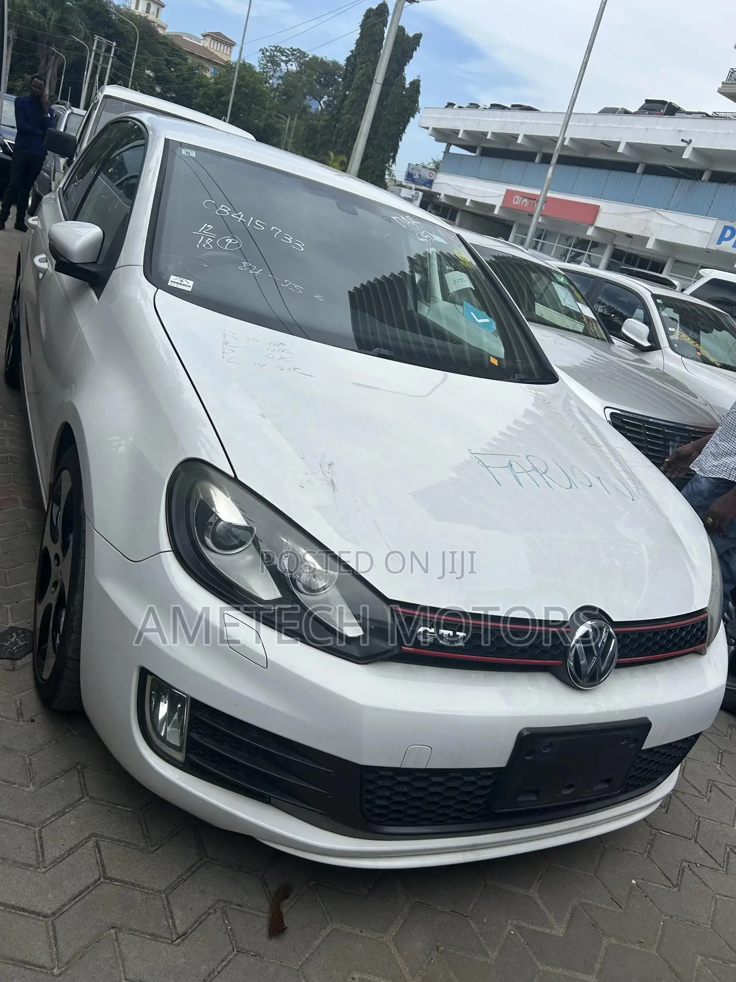 Volkswagen Golf 2.0 TDI 5 Door 2011 White