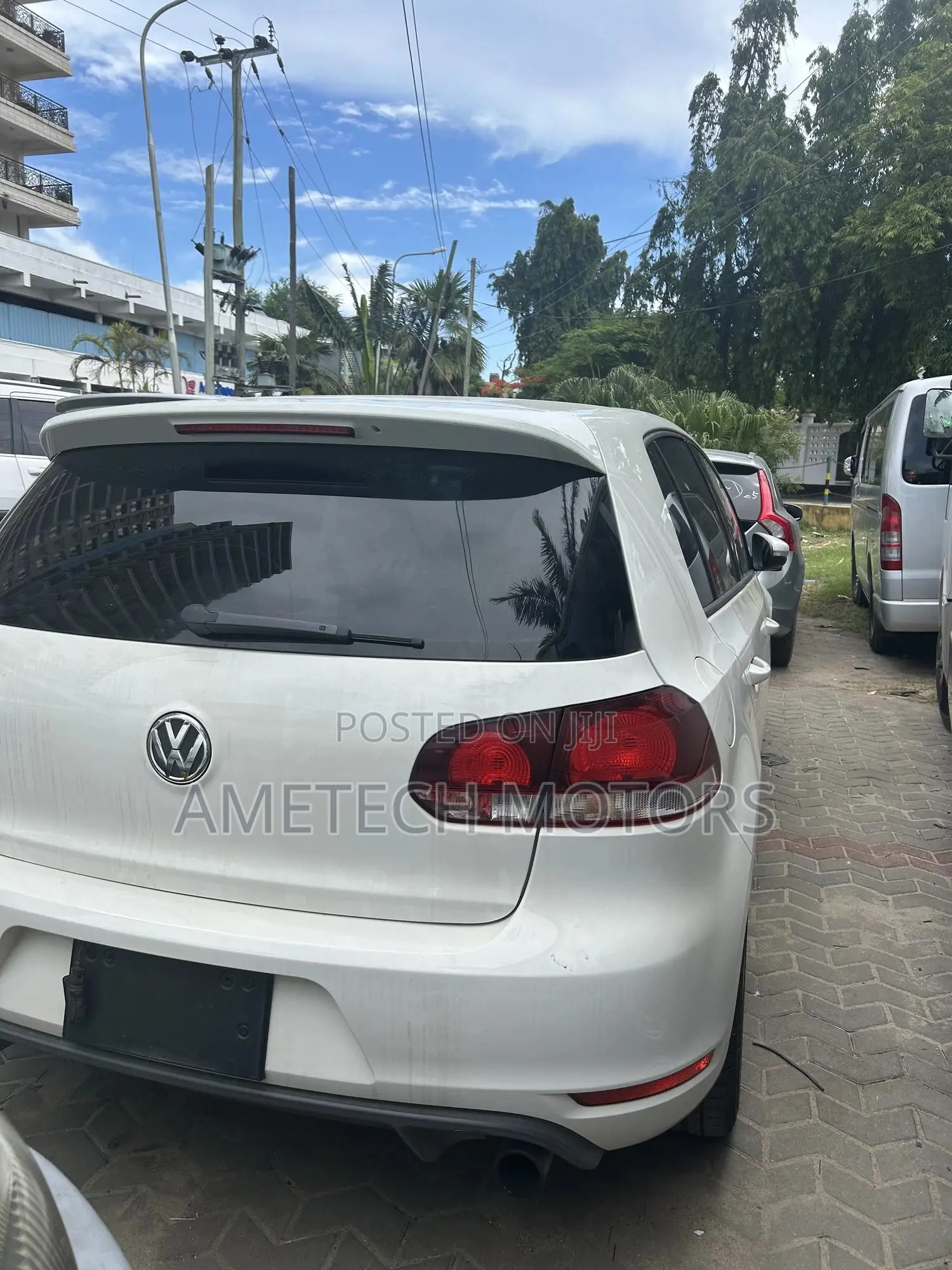 Volkswagen Golf 2.0 TDI 5 Door 2011 White