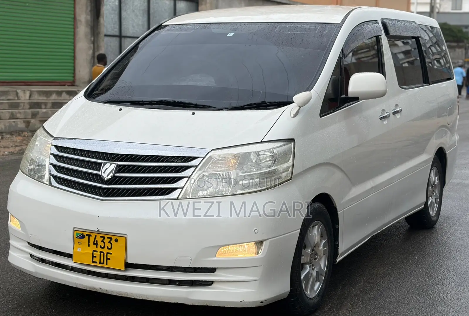 Toyota Alphard 2004 Pearl
