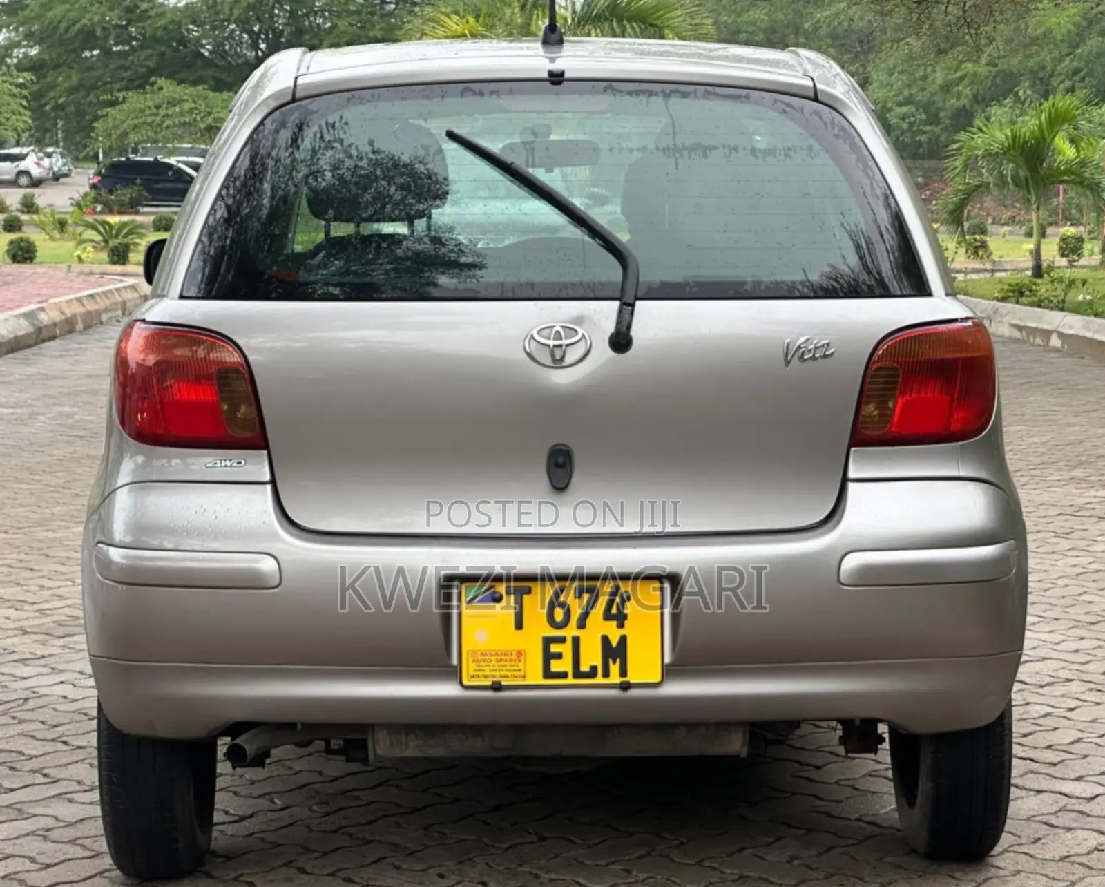 Toyota Vitz 2005 Gray