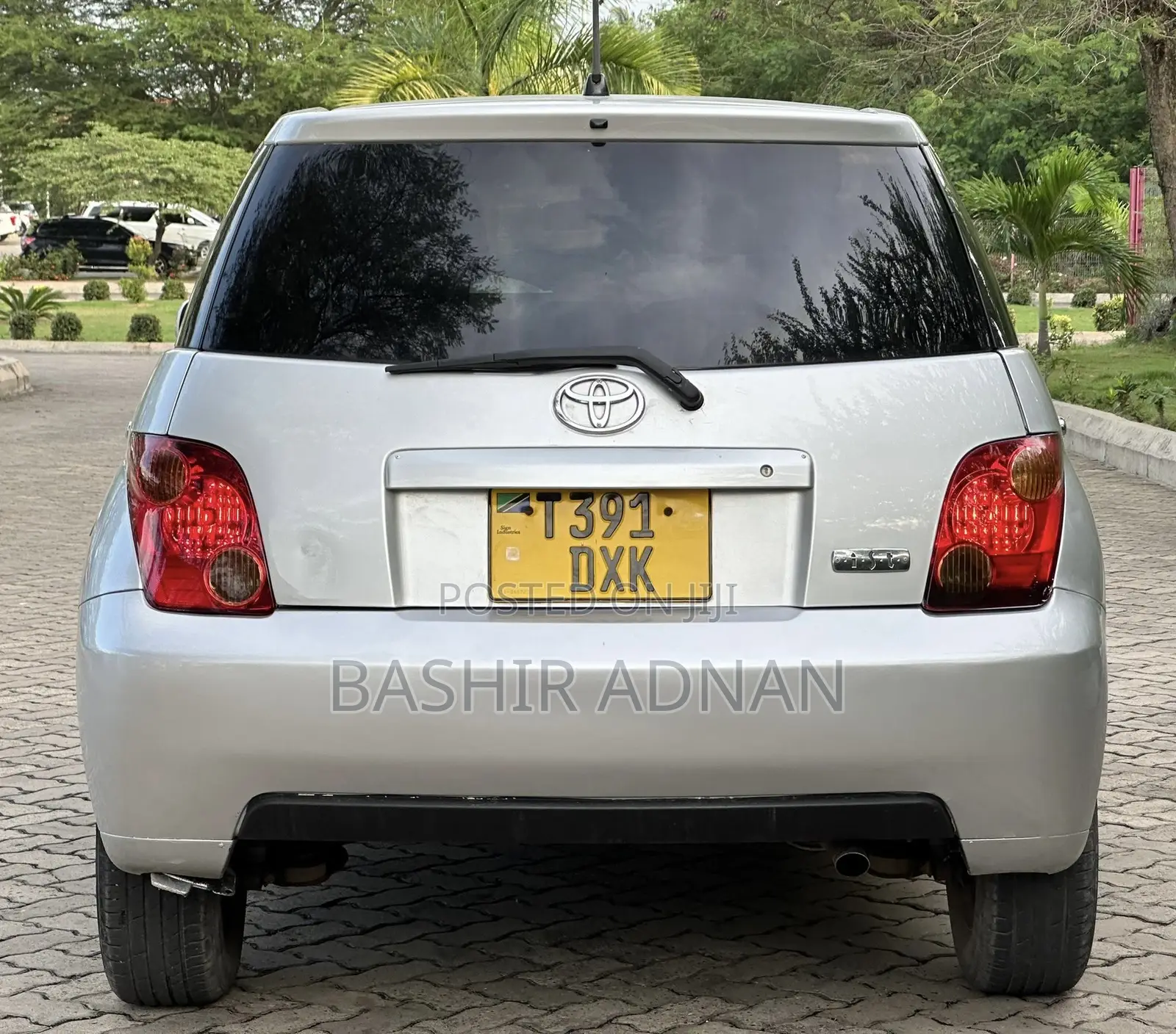 Toyota IST 2003 Silver