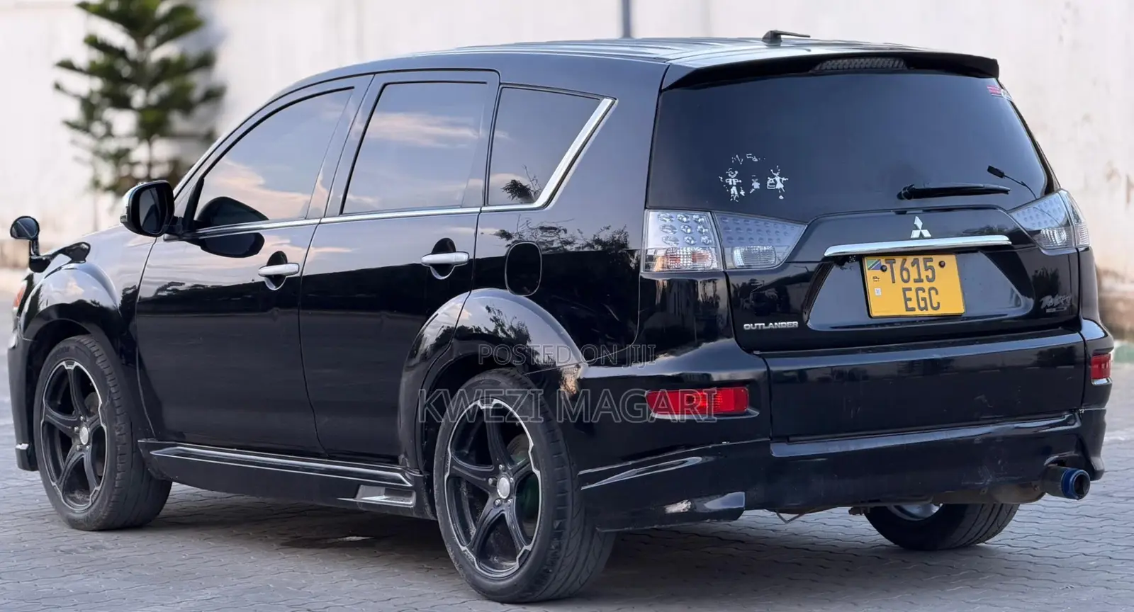 Mitsubishi Outlander 2010 Black