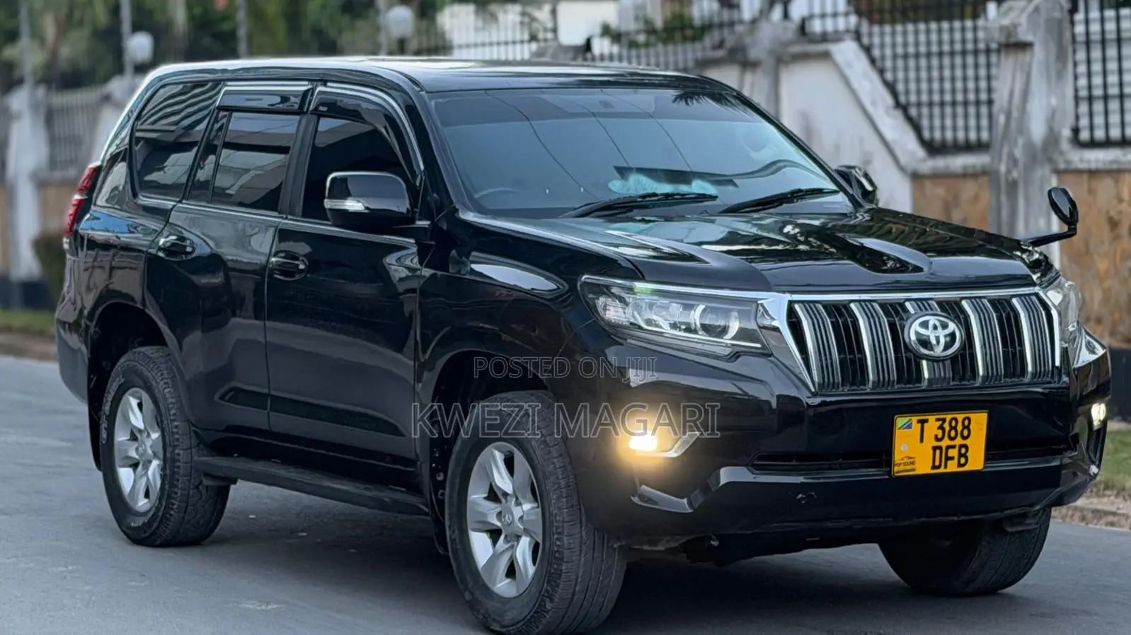 Toyota Land Cruiser Prado 2014 Black