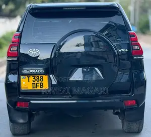 Toyota Land Cruiser Prado 2014 Black