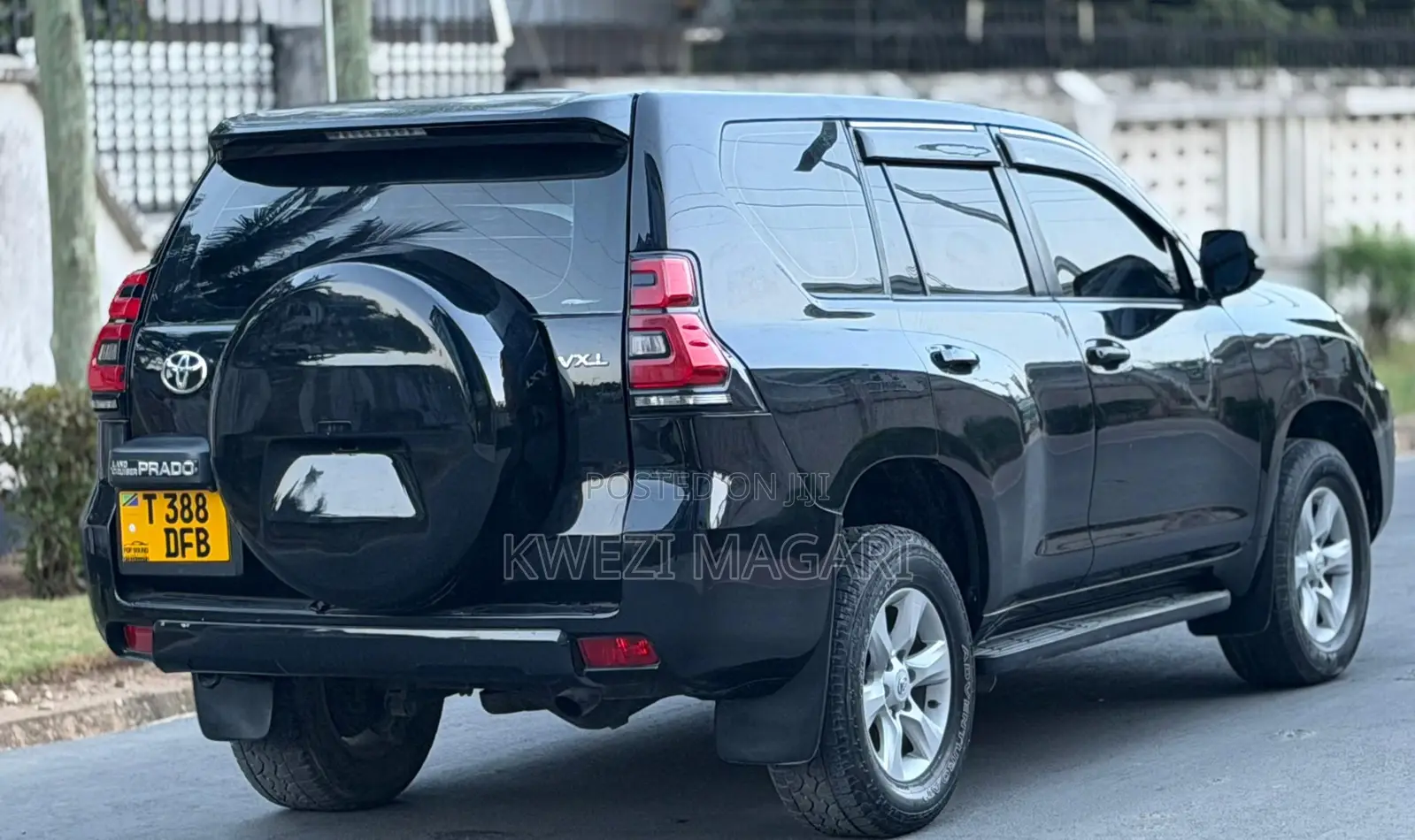 Toyota Land Cruiser Prado 2014 Black