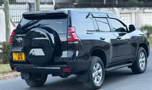 Toyota Land Cruiser Prado 2014 Black