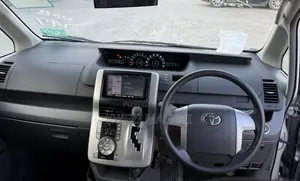 Toyota Noah 2008 Silver