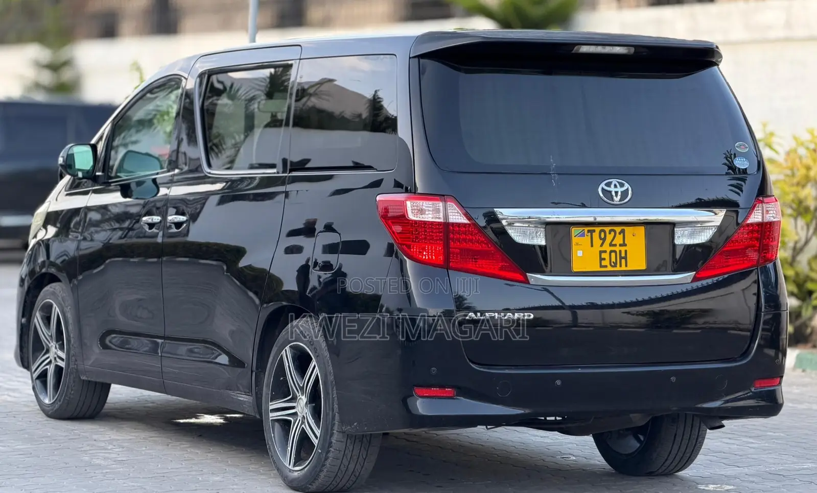 Toyota Alphard 2009 Black