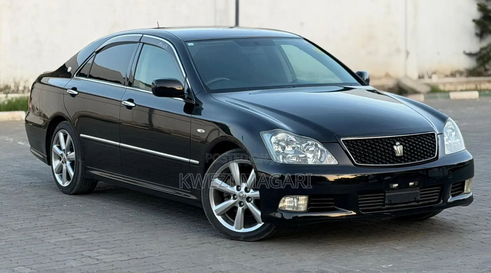 Toyota Crown 2006 Black