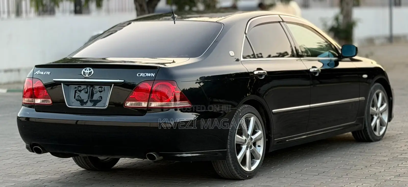 Toyota Crown 2006 Black